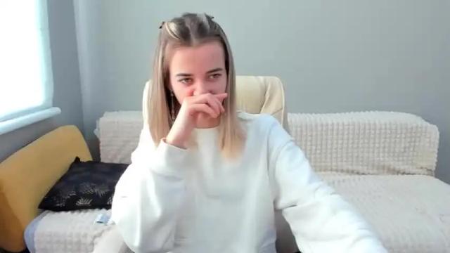 Image 8 of juliadreamsi Stream on Chaturbate on 18 months ago