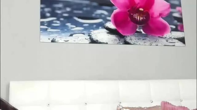 Image 10 of juliahunts Stream on Chaturbate on 1 month ago