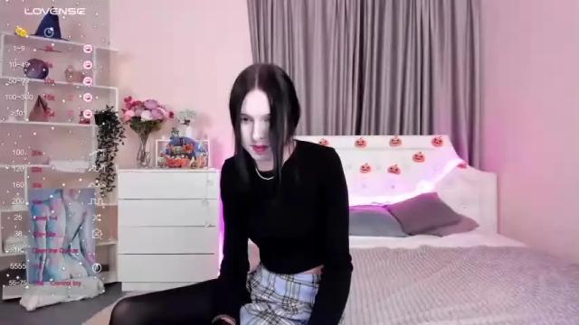 Image 11 of julialass Stream on Chaturbate on 19 months ago