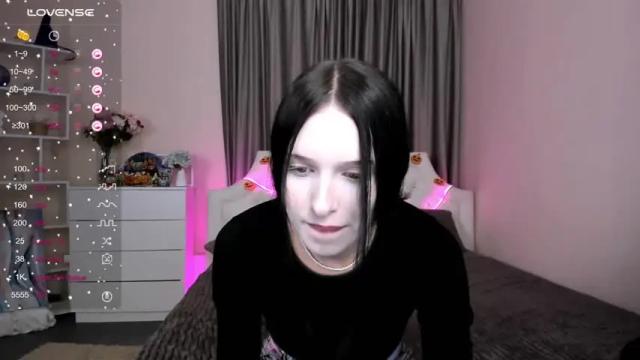 Image 12 of julialass Stream on Chaturbate on 18 months ago