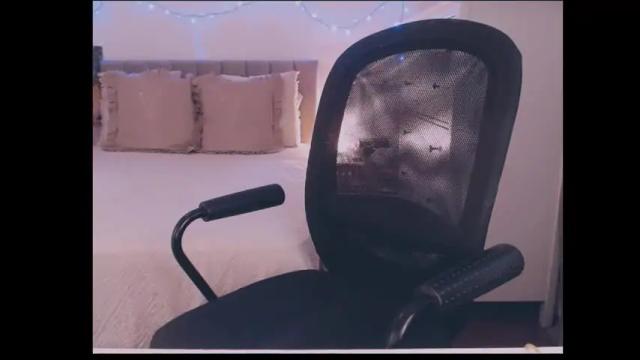 Thumbnail 2, julialiones's Stream at Chaturbate, 2 months ago