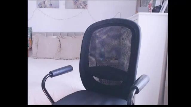 Image 12 of julialiones Stream on Chaturbate on 2 months ago