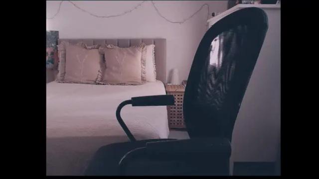 Thumbnail 2, julialiones's Stream at Chaturbate, 2 months ago