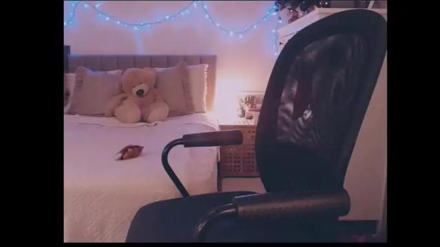 Thumbnail 3, julialiones's Stream at Chaturbate, 12 days ago