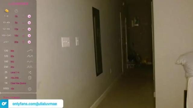 Image 4 of juliamae444 Stream on Chaturbate on 20 months ago