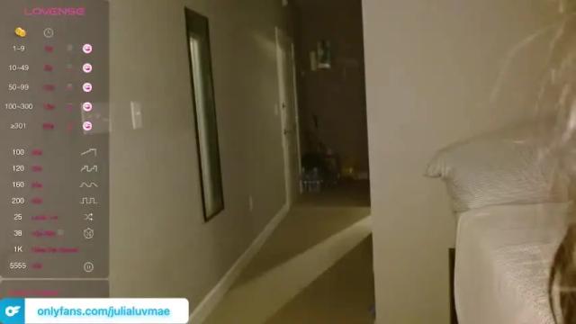 Image 8 of juliamae444 Stream on Chaturbate on 20 months ago