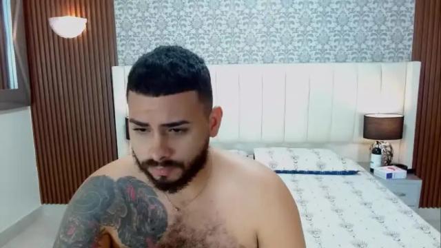 Image 10 of juliana_and_dave Stream on Chaturbate on 15 months ago