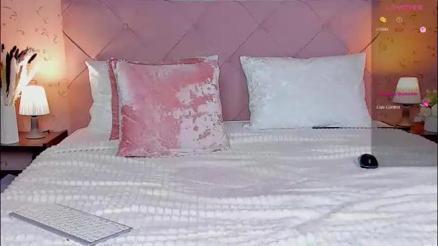 Image 10 of juliana_browns Stream on Chaturbate on 22 days ago