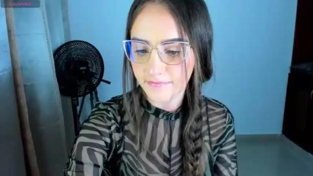 Image 7 of juliana_tramel Stream on Chaturbate on 14 months ago
