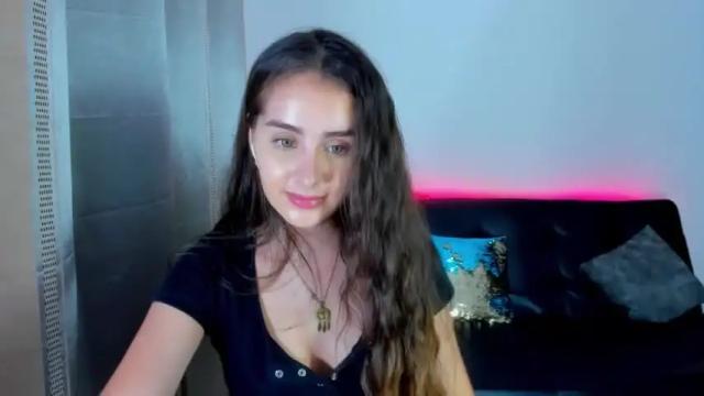Image 11 of juliana_tramel Stream on Chaturbate on 14 months ago