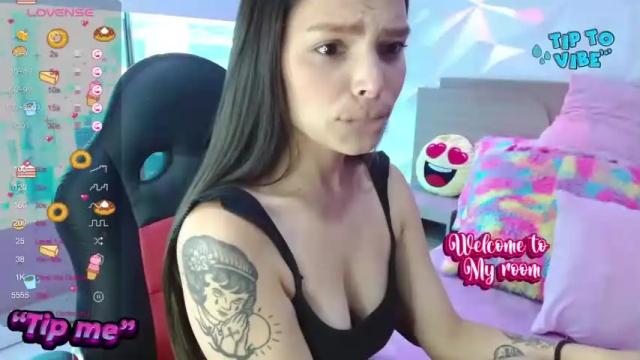 Image 7 of juliana_williams Stream on Chaturbate on 15 months ago