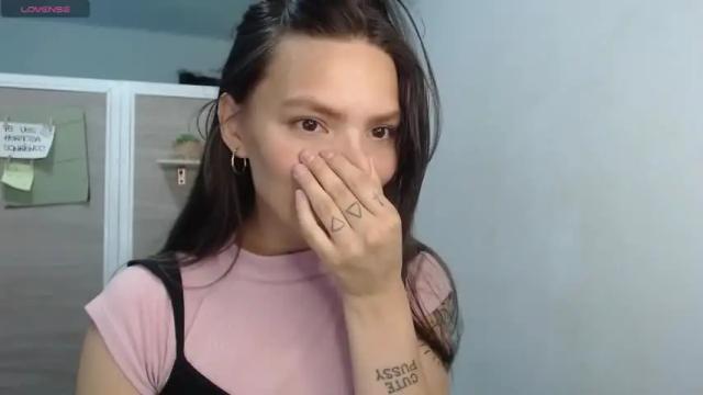 Image 2 of juliana_williams Stream on Chaturbate on 13 months ago