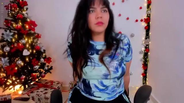 Image 11 of julianacastillo Stream on Chaturbate on 16 months ago