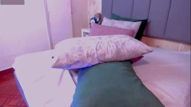 Image 6 of julianamiller Stream on Chaturbate on 29 days ago