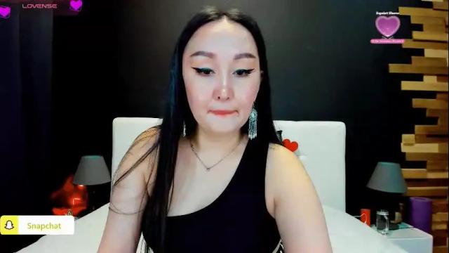 Image 7 of julianna_jamii Stream on Chaturbate on 1 month ago