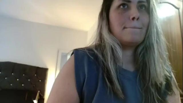 Image 2 of julianna_rojas Stream on Chaturbate on 21 days ago