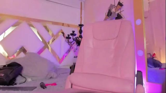Image 2 of julianna_saenz Stream on Chaturbate on 1 month ago