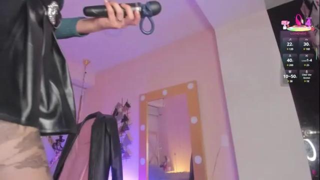 Image 6 of julianna_saenz Stream on Chaturbate on 1 month ago