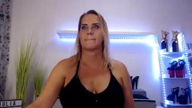 Image 2 of juliapink6 Stream on Chaturbate on 5 months ago