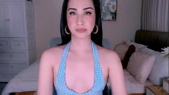 Image 4 of juliarichards Stream on Chaturbate on 27 days ago