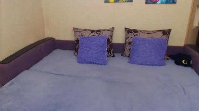 Image 2 of juliasane_ Stream on Chaturbate on 12 days ago