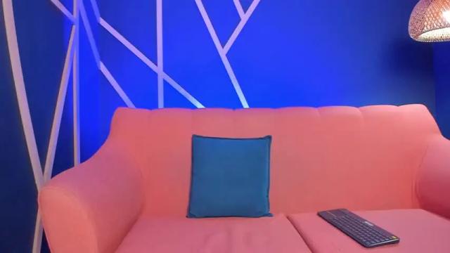 Image 10 of juliasprouse Stream on Chaturbate on 14 months ago