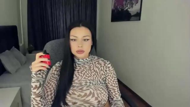 Image 2 of juliawang Stream on Chaturbate on 13 months ago
