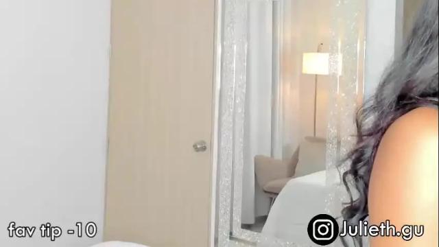 Image 4 of julibunny111 Stream on Chaturbate on 1 month ago
