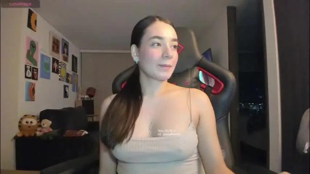 Image 3 of julidavila Stream on Chaturbate on 1 month ago