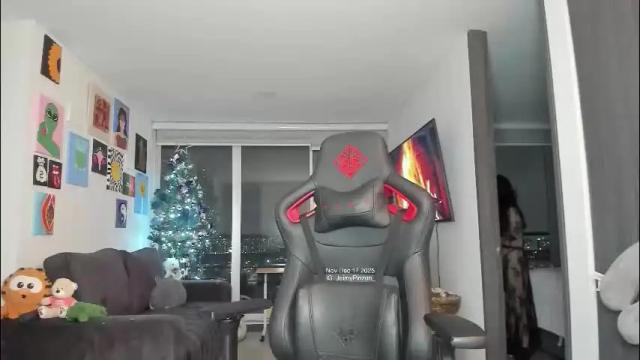 Image 4 of julidavila Stream on Chaturbate on 1 month ago