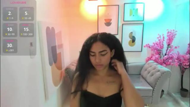 Image 10 of julie_coper Stream on Chaturbate on 3 months ago