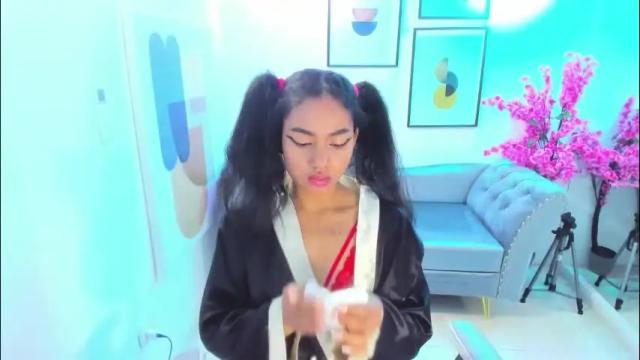 Image 8 of julie_coper Stream on Chaturbate on 2 months ago