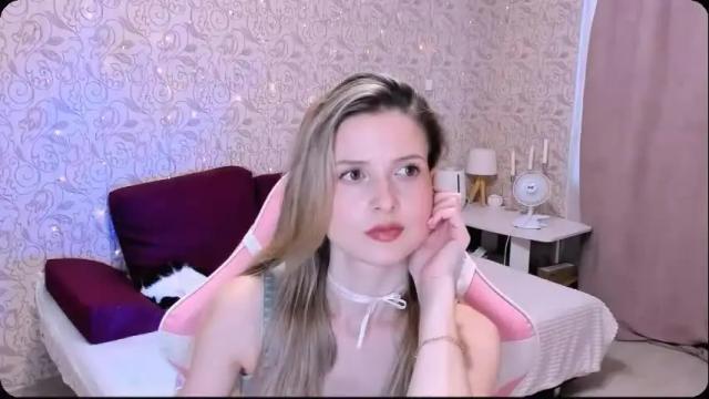 Image 4 of julie_flores Stream on Chaturbate on 4 months ago
