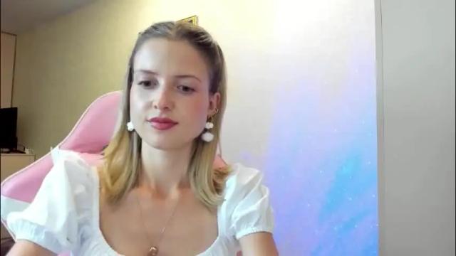 Image 8 of julie_flores Stream on Chaturbate on 2 months ago