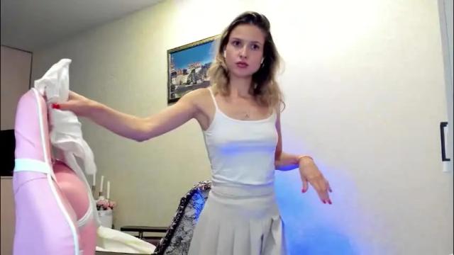 Image 11 of julie_flores Stream on Chaturbate on 2 months ago