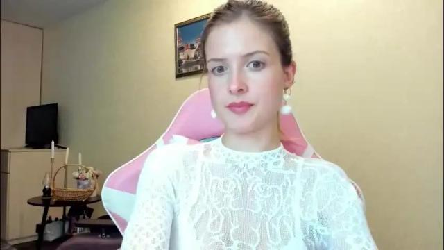 Image 3 of julie_flores Stream on Chaturbate on 2 months ago