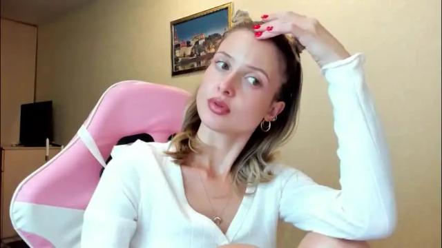 Image 4 of julie_flores Stream on Chaturbate on 2 months ago