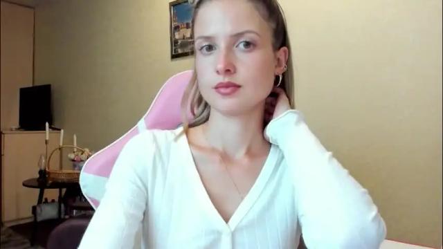 Image 6 of julie_flores Stream on Chaturbate on 2 months ago
