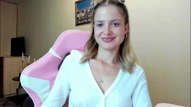 Thumbnail 3, julie_flores's Stream at Chaturbate, 2 months ago
