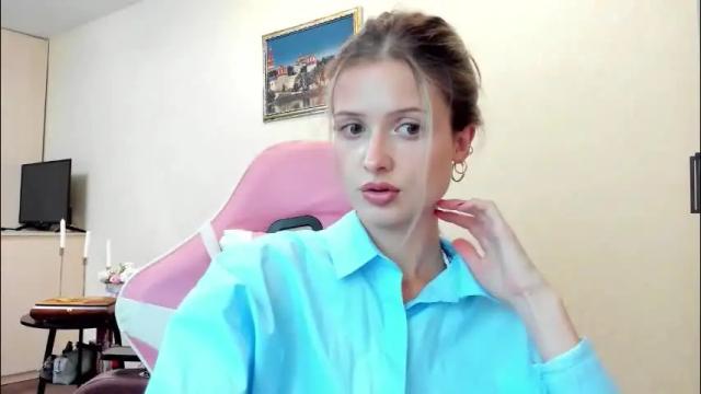 Image 6 of julie_flores Stream on Chaturbate on 1 month ago