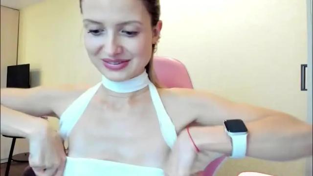 Image 12 of julie_flores Stream on Chaturbate on 1 month ago