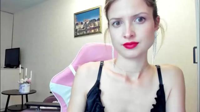 Image 3 of julie_flores Stream on Chaturbate on 1 month ago