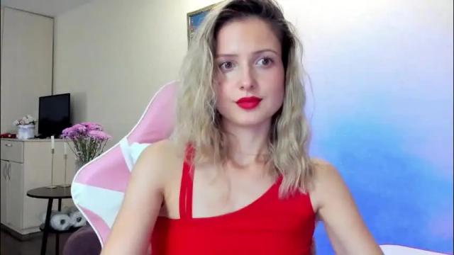 Image 12 of julie_flores Stream on Chaturbate on 1 month ago