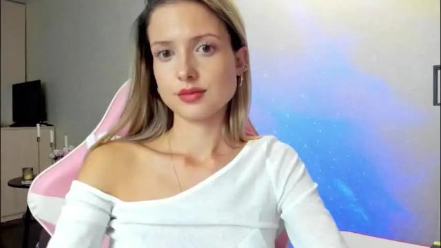 Thumbnail 3, julie_flores's Stream at Chaturbate, 1 month ago