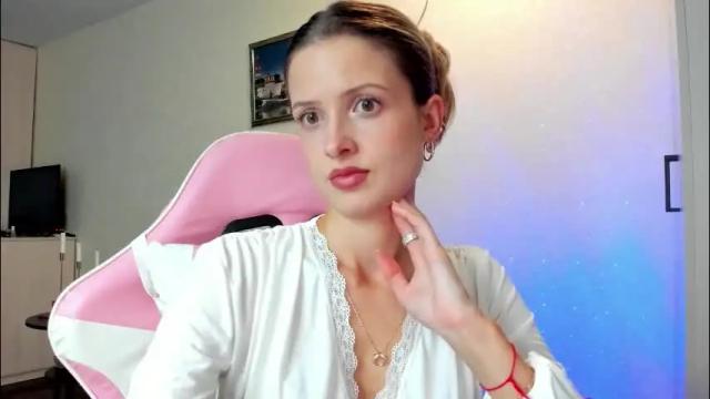 Thumbnail 1, julie_flores's Stream at Chaturbate, 26 days ago