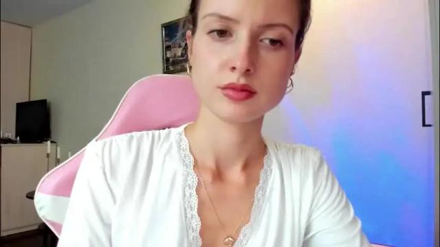 Image 12 of julie_flores Stream on Chaturbate on 27 days ago