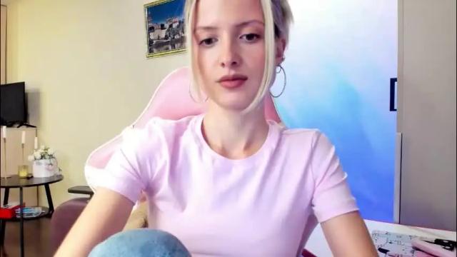Thumbnail 3, julie_flores's Stream at Chaturbate, 2 days ago