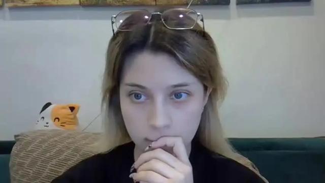 Image 3 of julie_pink_ Stream on Chaturbate on 22 months ago