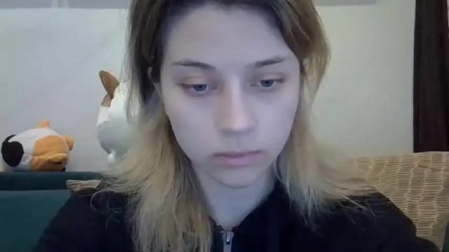 Image 6 of julie_pink_ Stream on Chaturbate on 22 months ago