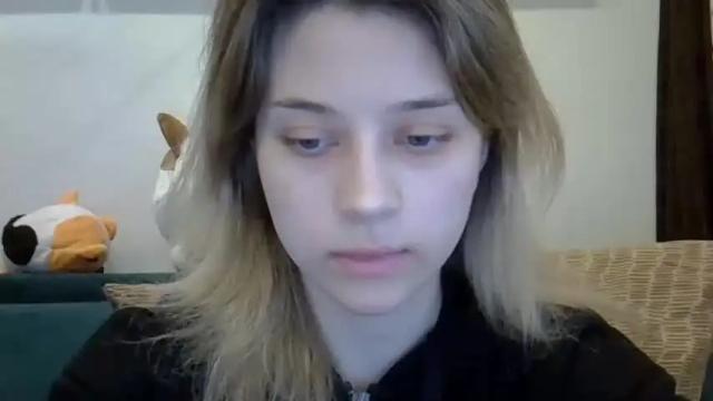 Image 8 of julie_pink_ Stream on Chaturbate on 22 months ago